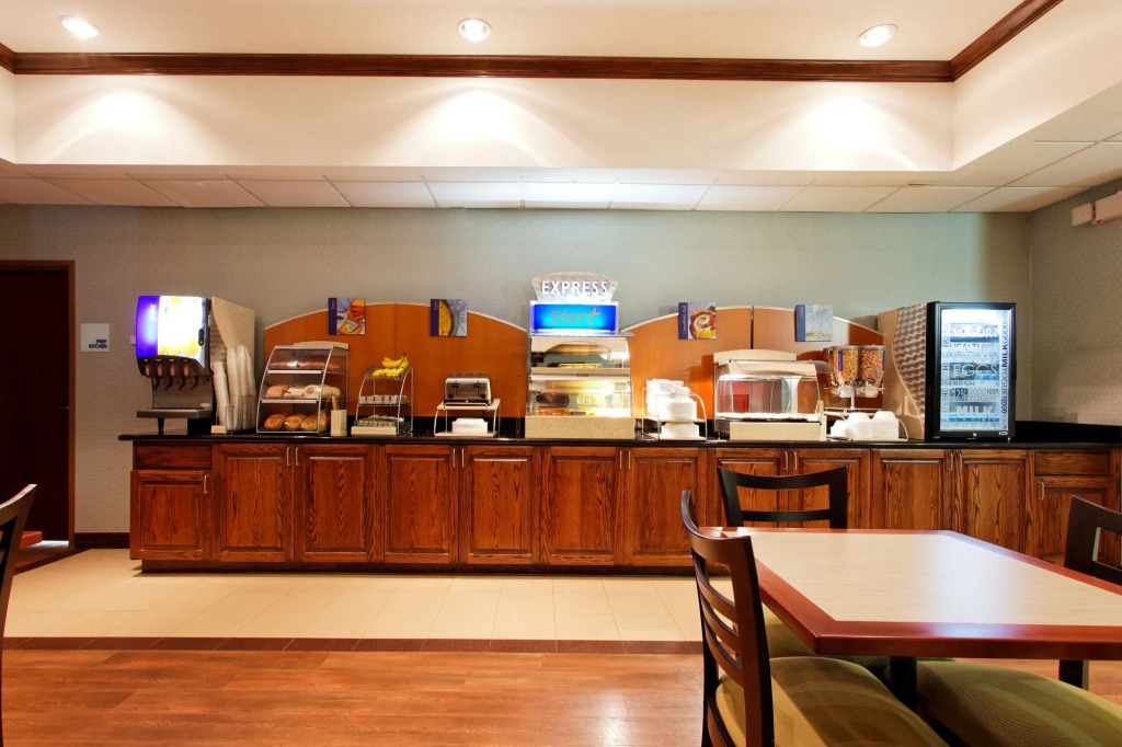 Holiday Inn Express Hotel & Suites Corpus Christi-Portland by IHG