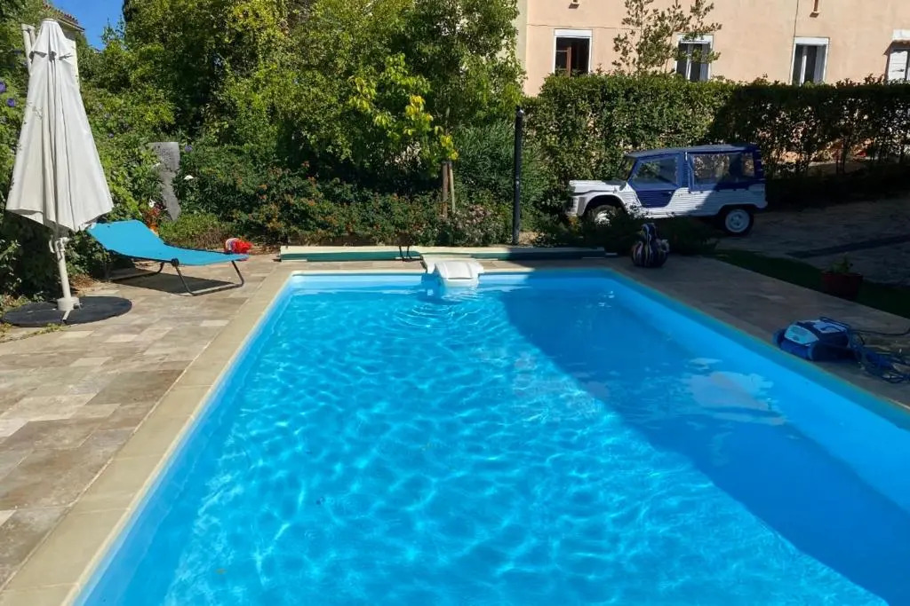Elegant House with Terrace Garden And Pool