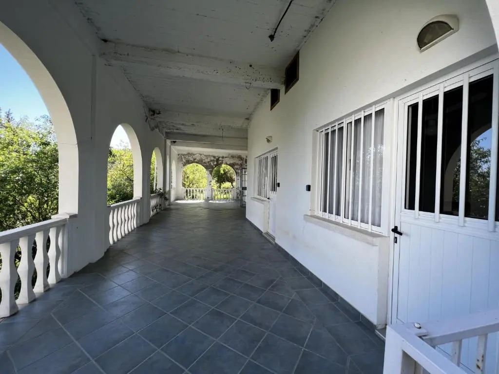 Sea View Spacious Private Villa in Lapta