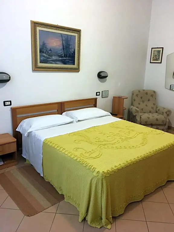 Hotel Dora