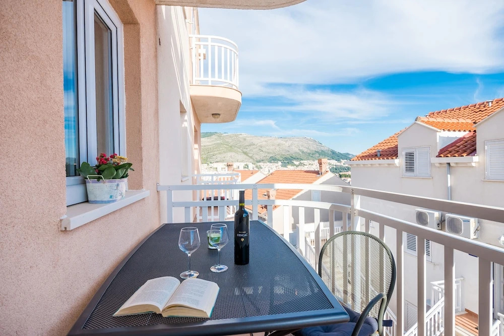 Burum Apartments