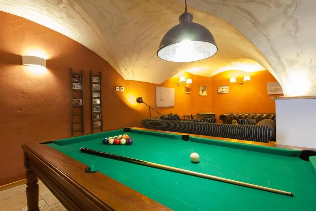 Chalet,14 p, 230m2,sauna,billard,source