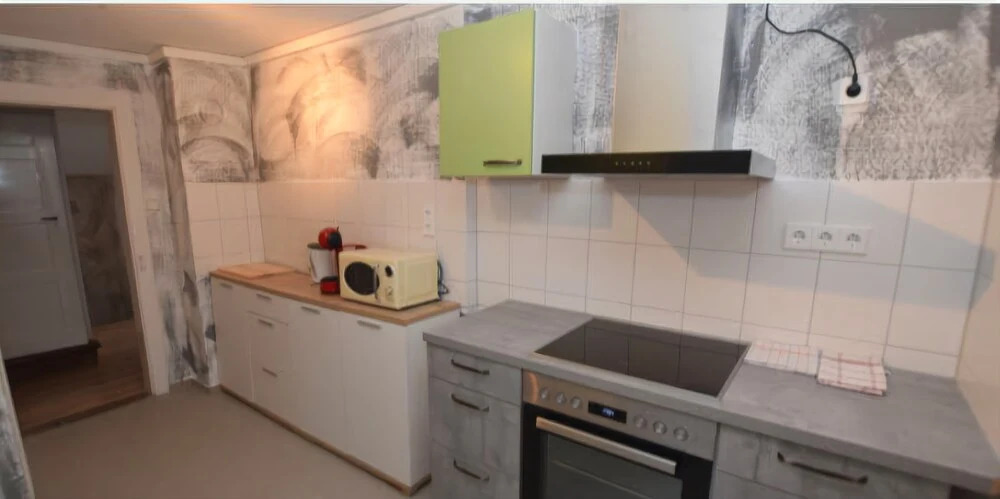 AB Apartment 83