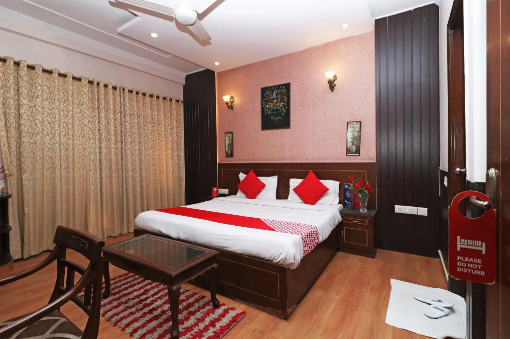 OYO 566 Hotel Soni Villa