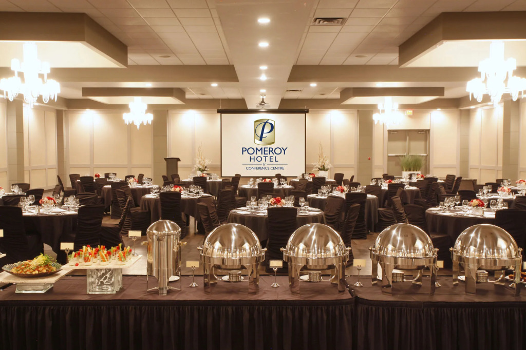 Pomeroy Hotel & Conference Centre