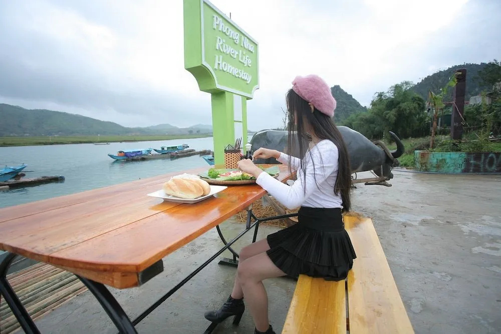 Phong Nha Riverlife Homestay - Hostel