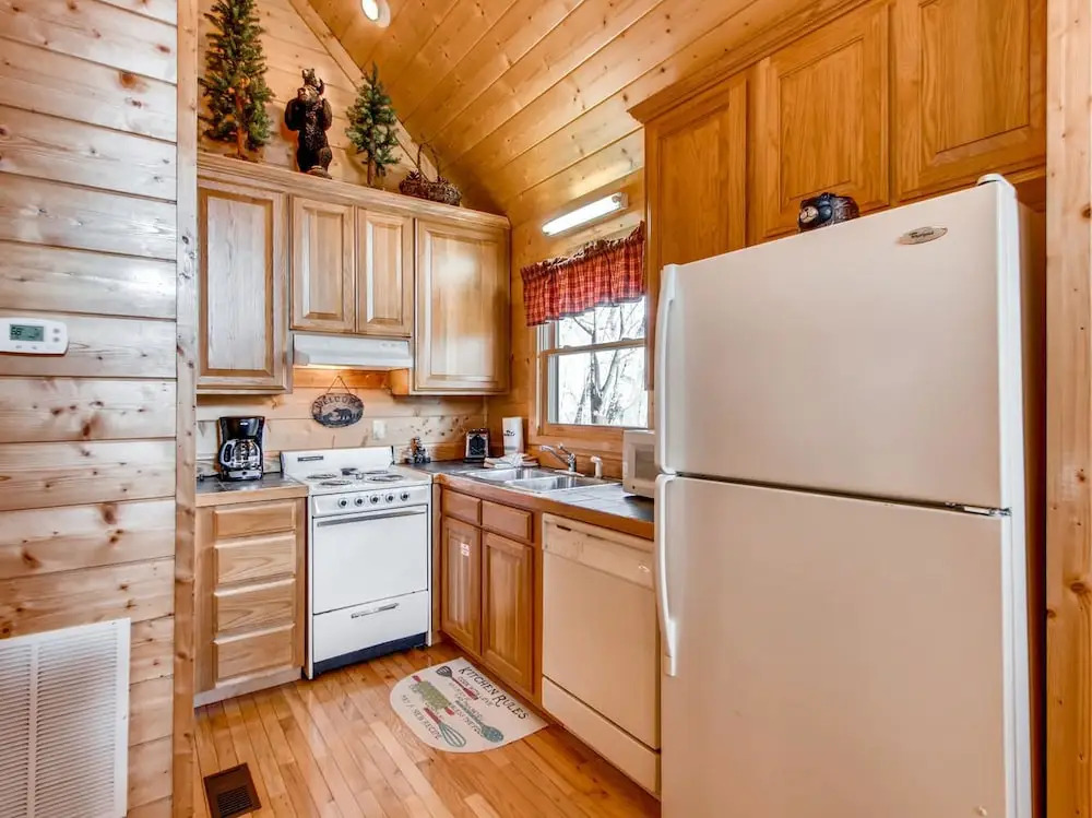 Acorn Ridge 2 Bedrooms 2 Bathrooms Cabin