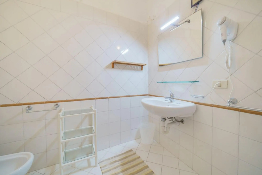 Two room apartment with beautiful terrace close to Forno beach-BAIA BLU N°5