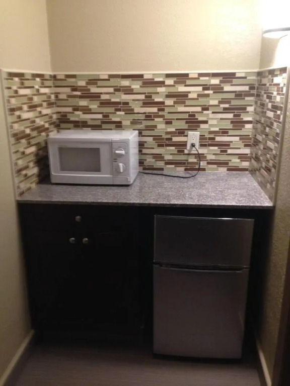 Travel Inn & Suites Flemington