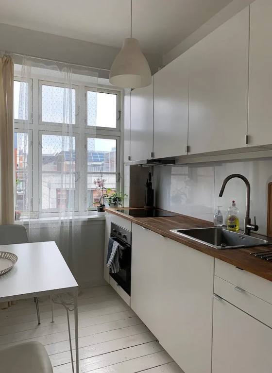 Apartment close to metro 1427-1