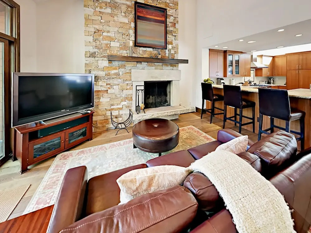 4269 Nugget Lane Duplex 4 Bedrooms 4 Bathrooms Duplex