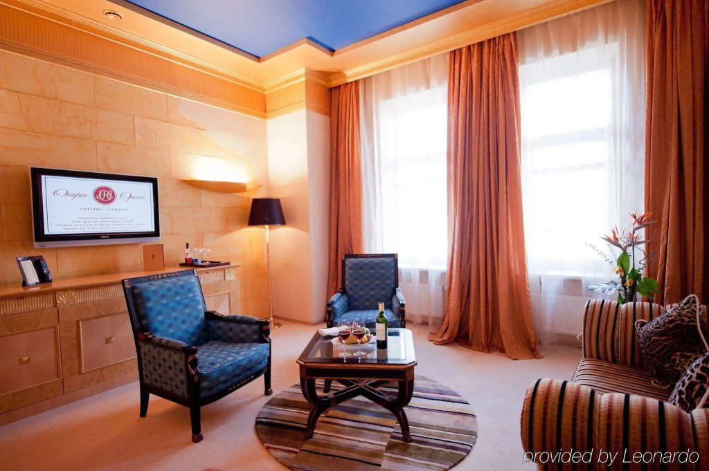 Опера Отель - The Leading Hotels of the World