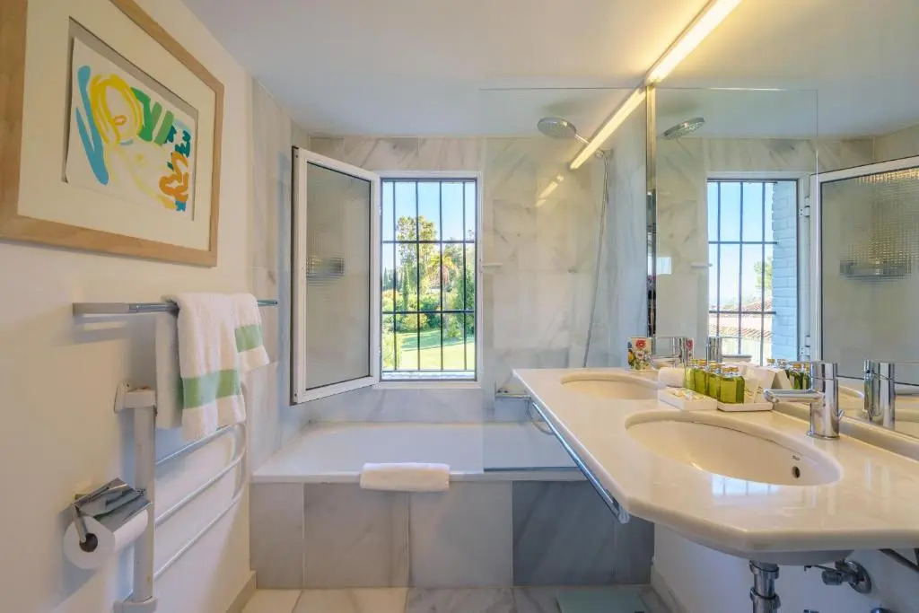7,000 sqm Luxurious Villa with Panoramic Sea Views Multiple Gardens & Two Pools