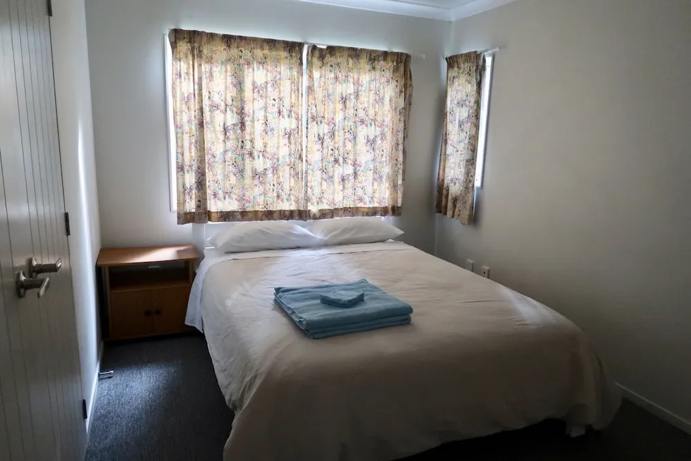ARent - Serviced House - 82A Richardson Road