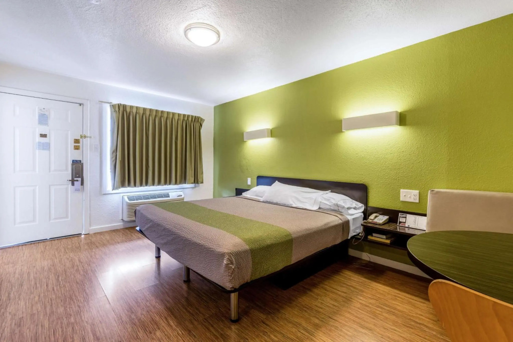 Motel 6 San Rafael, CA