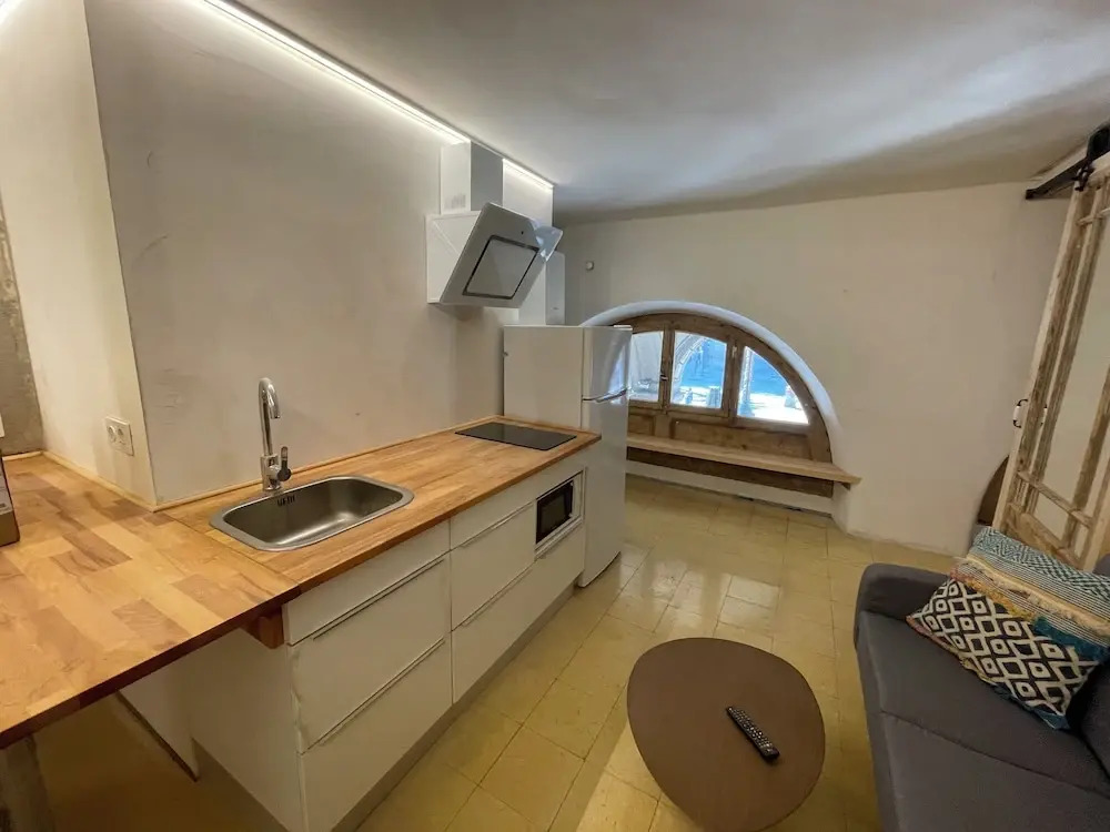 Barcelona Classic Plaza Real Apartments