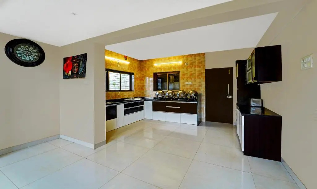 Hotel Strawberry inn, Mahabaleshwar