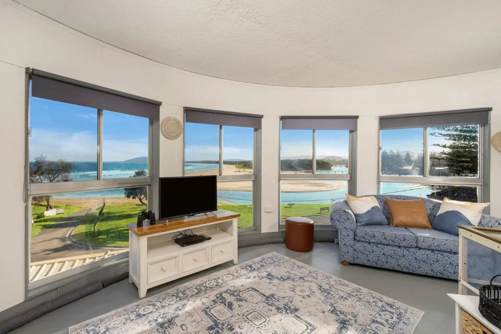 The Rotunda @ Gerroa - Pet Friendly Beachfront