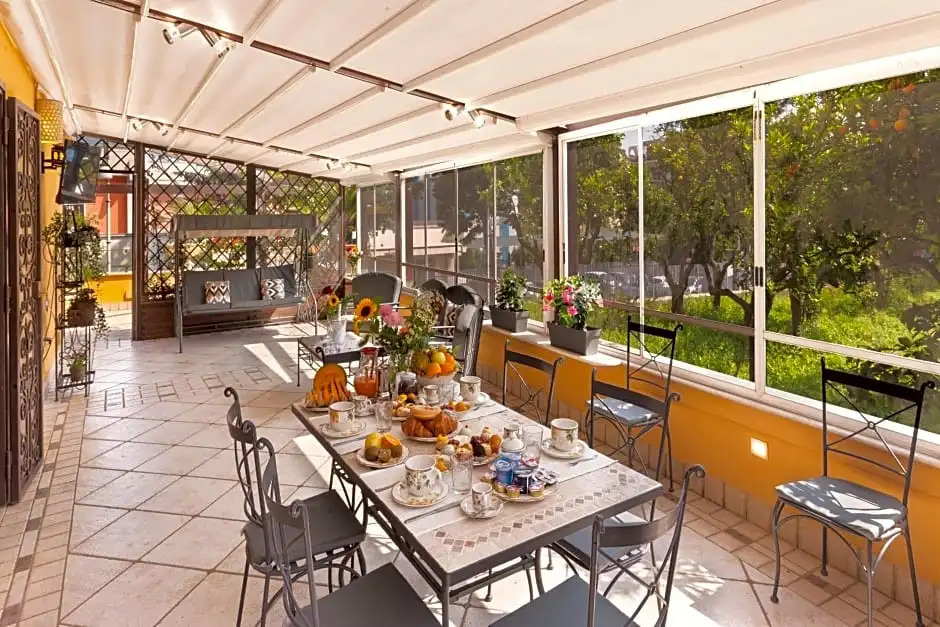B&B Sorrento Queen