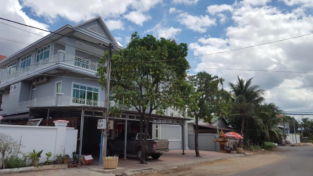 KampongBay Makeng II Guesthouse