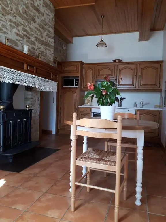 Bel appartement rénové dans maison bigourdane