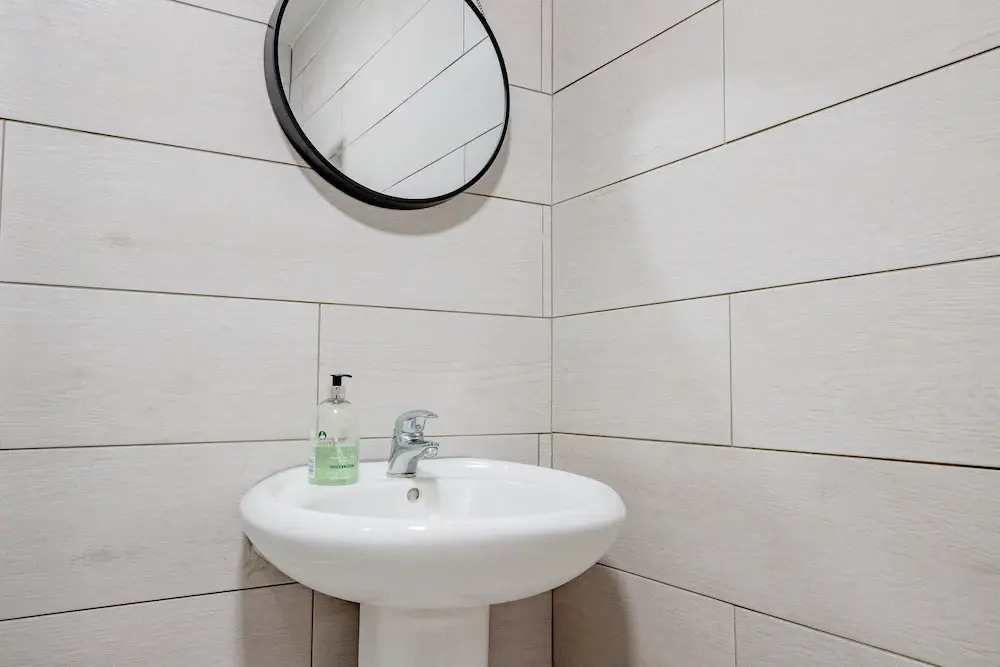 Host Stay Bromyard Flat 2