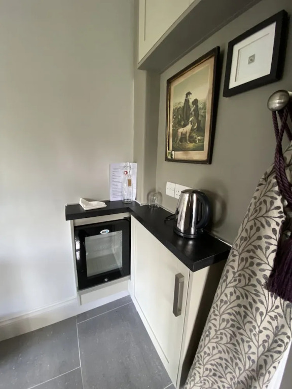 Downton Lodge Country Bed and Breakfast and; Self Catering