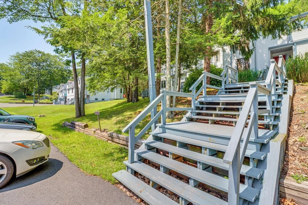 Walk to Dining! Townhome 1 Mi to Big Boulder Mtn