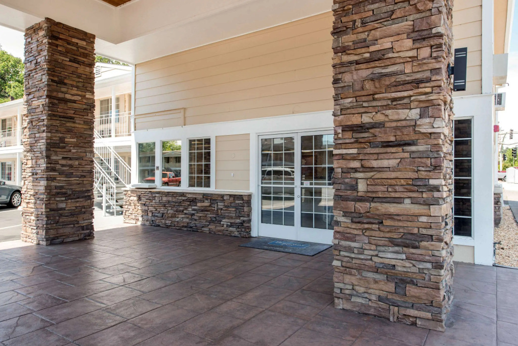 Rodeway Inn North Redding
