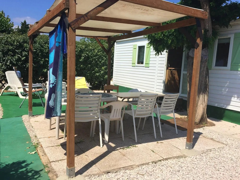 Bungalow With 2 Bedrooms in Fréjus, With Shared Pool, Furnished Terrace and Wifi - 2 km From the Beach