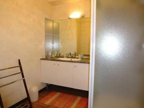 Apartment Appartement Recent Avec Balcon Garage Et 2 Chambres