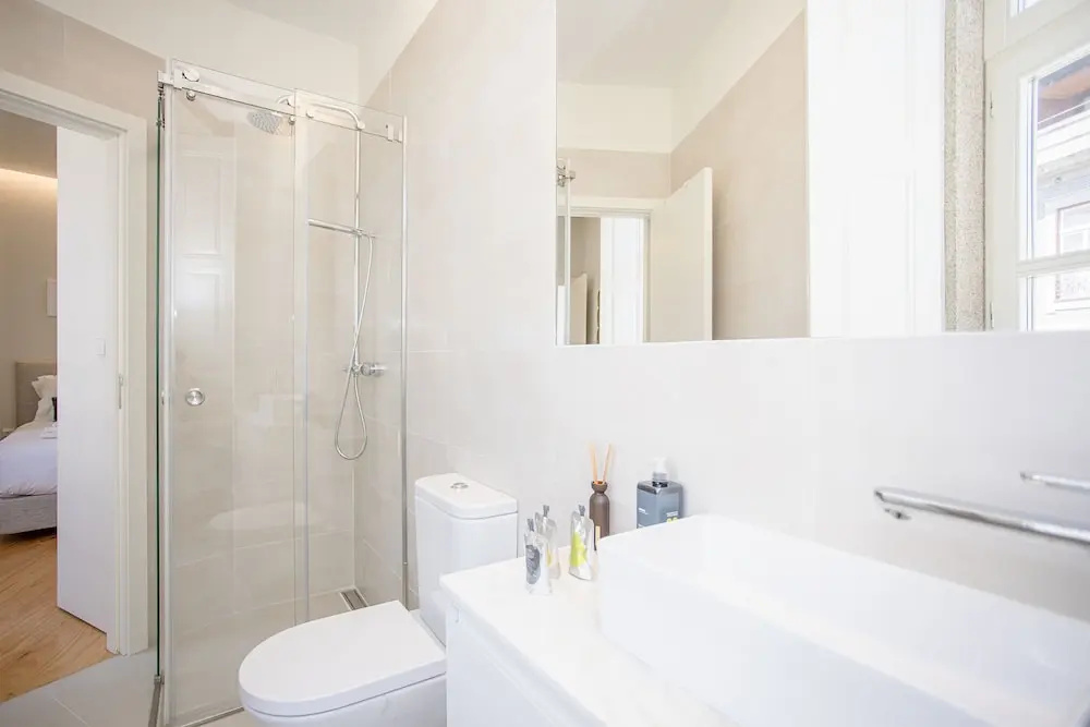Liiiving - Aliados Stone Apartment