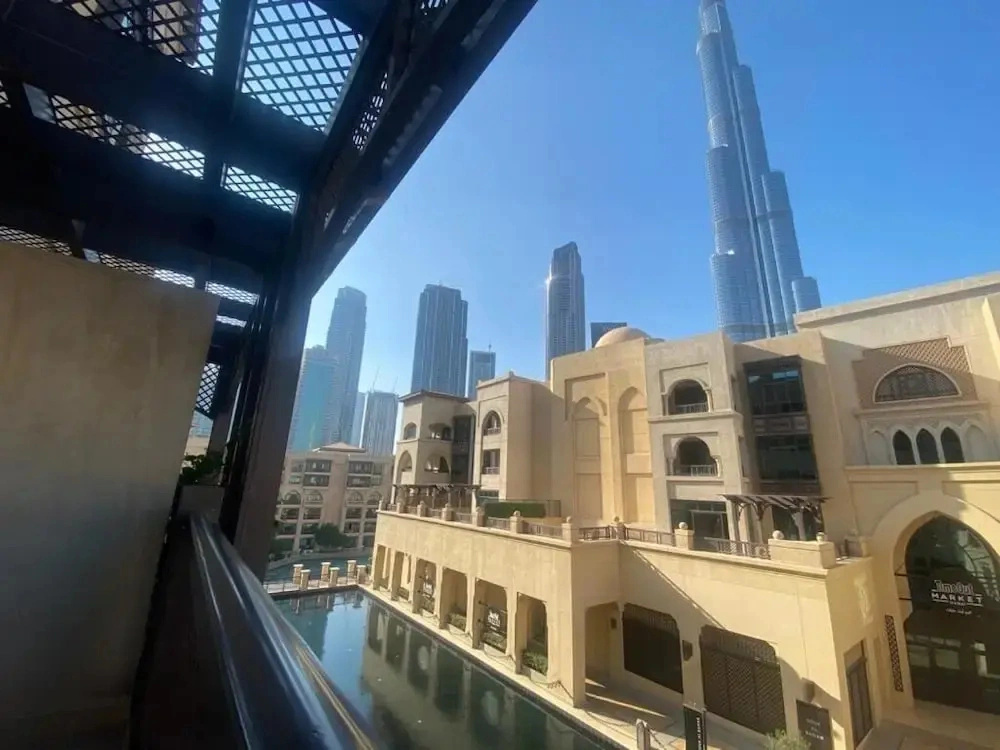 Durrani Homes - Souk Al Bahar Living Besides Burj khalifa & Fountain