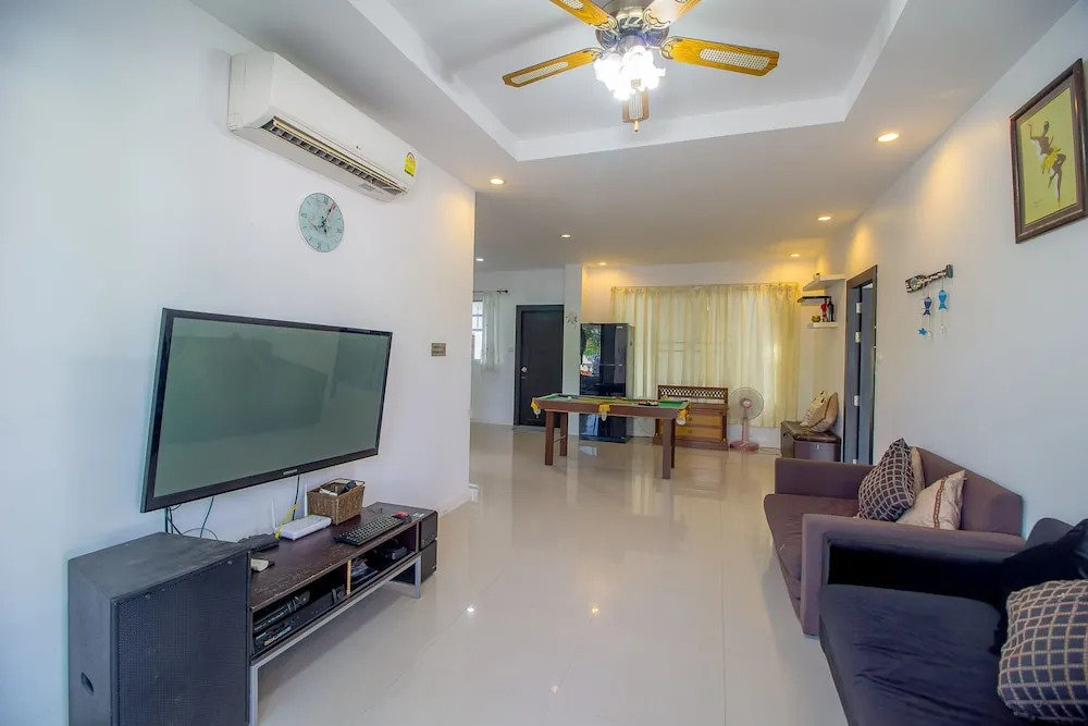 Baan Coco Pool Villa