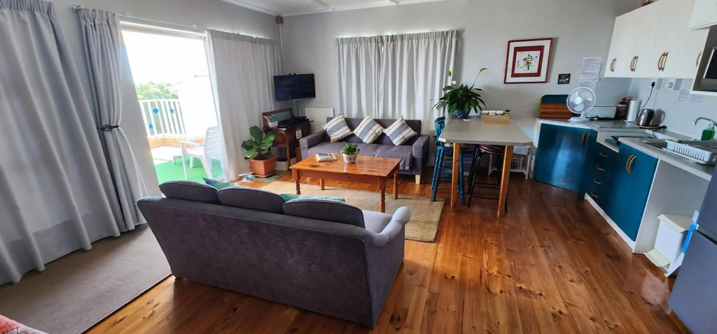 Breakaway Apartment
