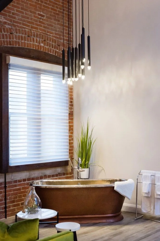 48 King West Boutique Hotel