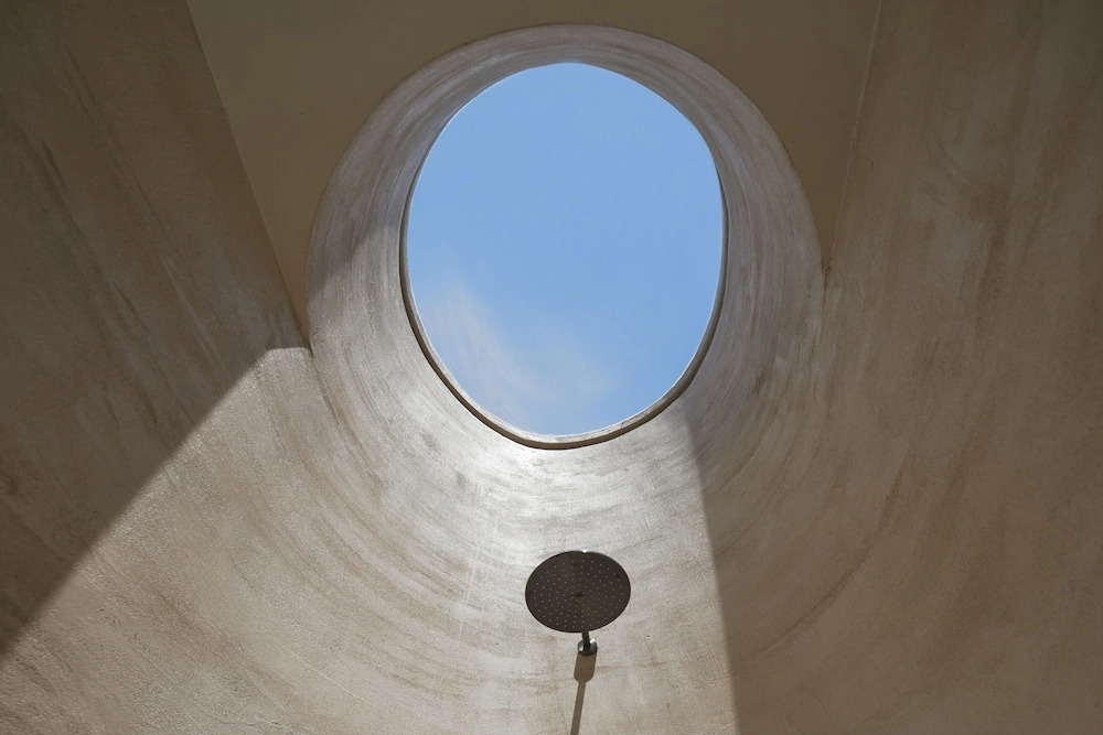 Santorini Sky, The Retreat