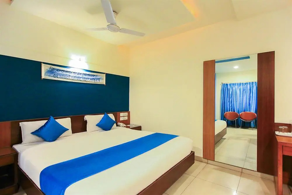 Treebo Trip Cynosure Suites