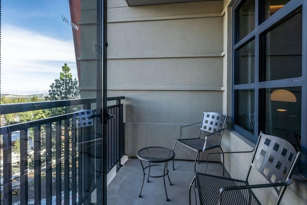 Village Monache #532 1 Bedroom Condo by RedAwning, Mammoth Lakes