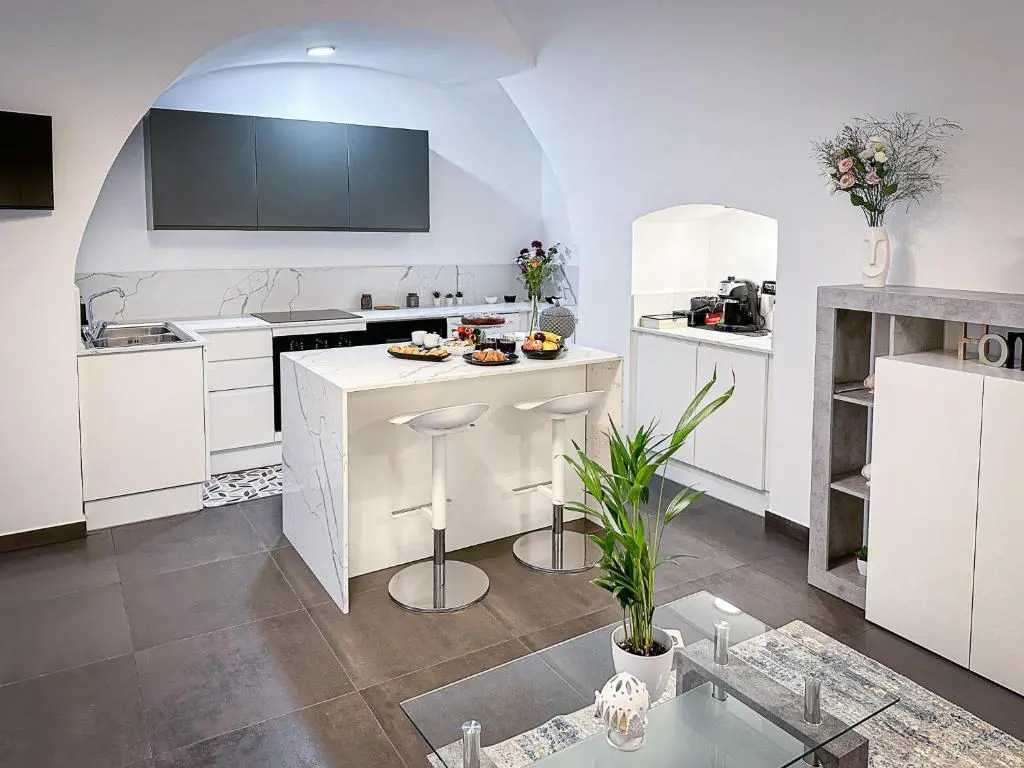 Marbel Suite Adelfia