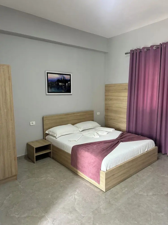 Sweet Hotel
