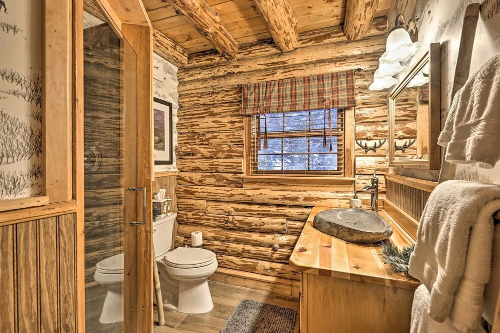 Ski & Hike! Hot Tub Hideaway in Breckenridge