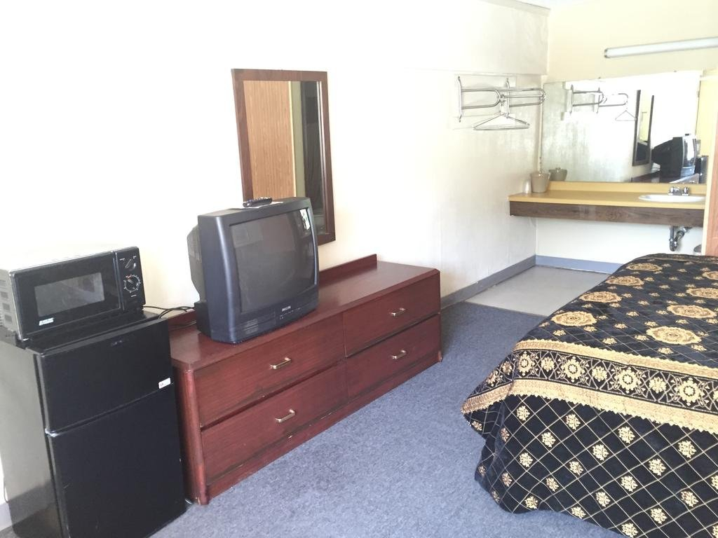 Daniel Boone Motor Inn