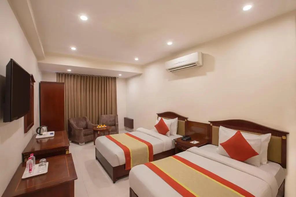 Cosmos Raj Plaza Jaipur