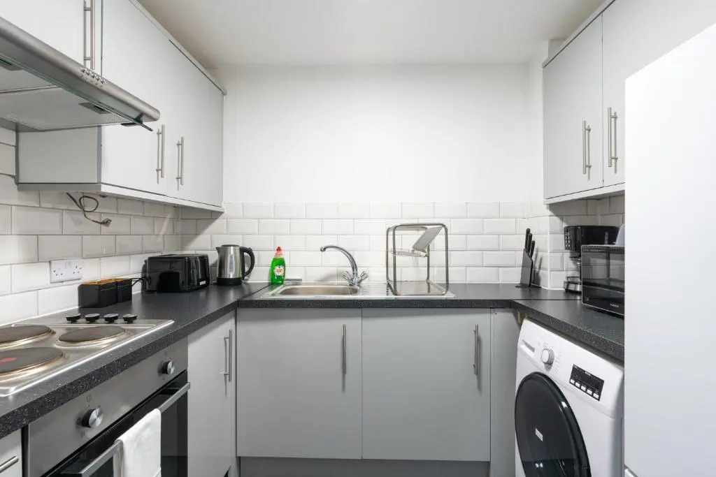 Suites by Rehoboth - Abbey Wood Station - London Zone 4