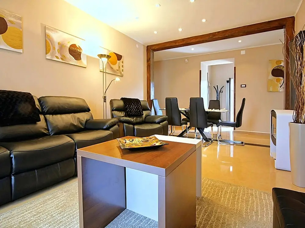 Modern Villa With Private Swimming Pool and Jacuzzi in the Green Part of Istria