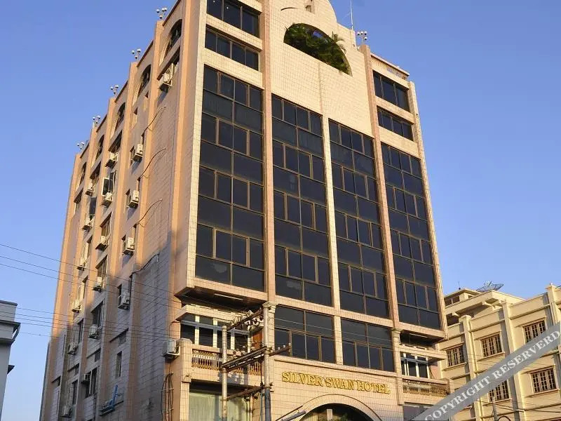 Silver Swan Hotel