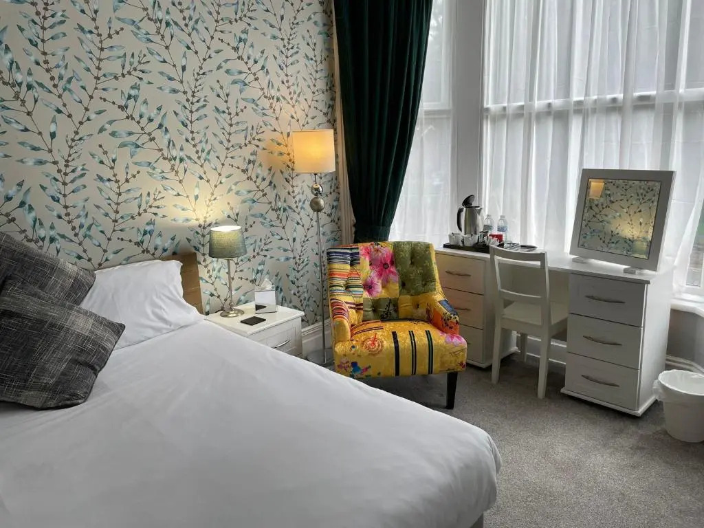 Rostrevor Hotel - Guest House
