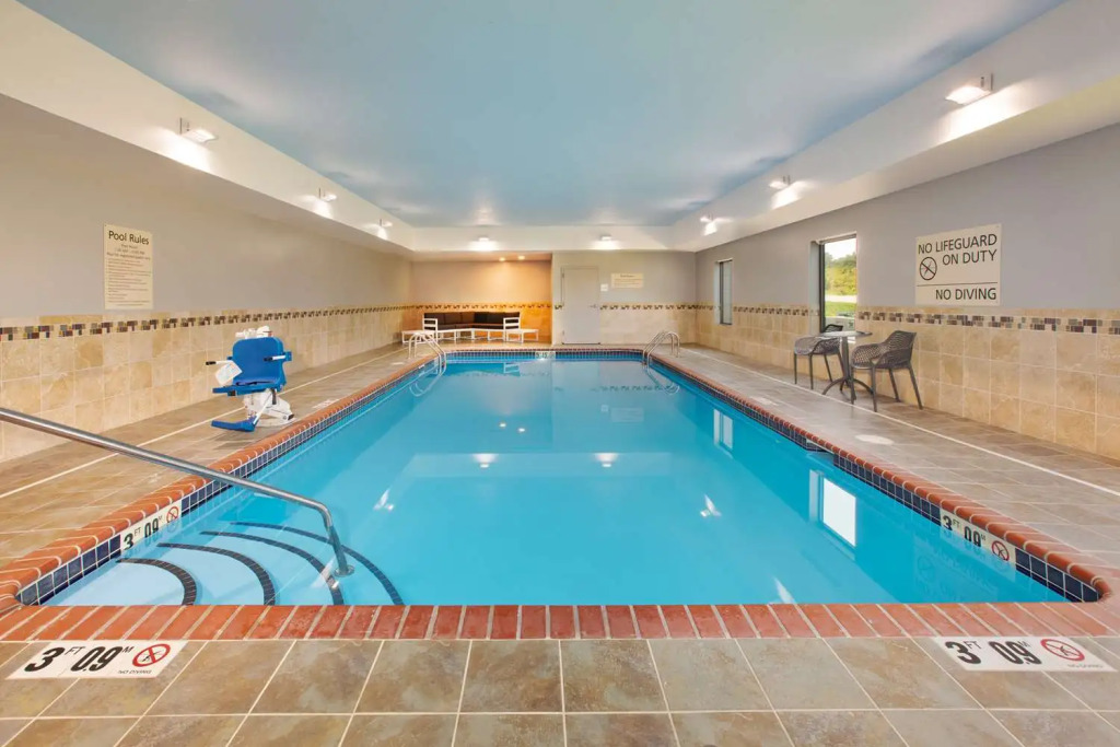 Hampton Inn Clinton, IA