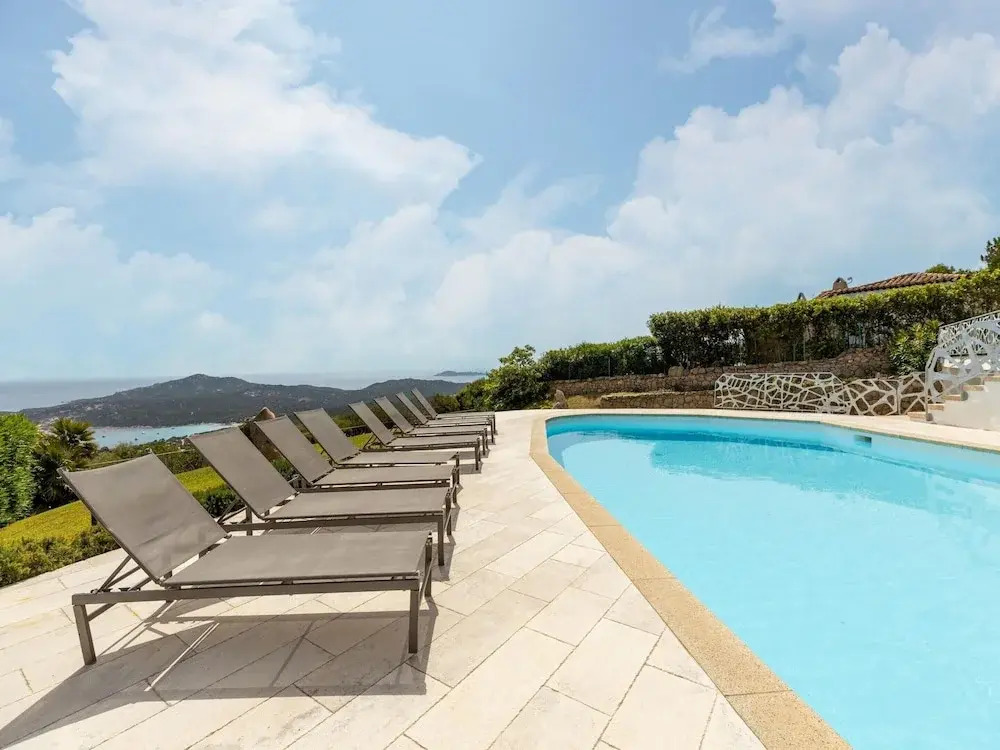 Luxe Côte Stay- Elegant Villa